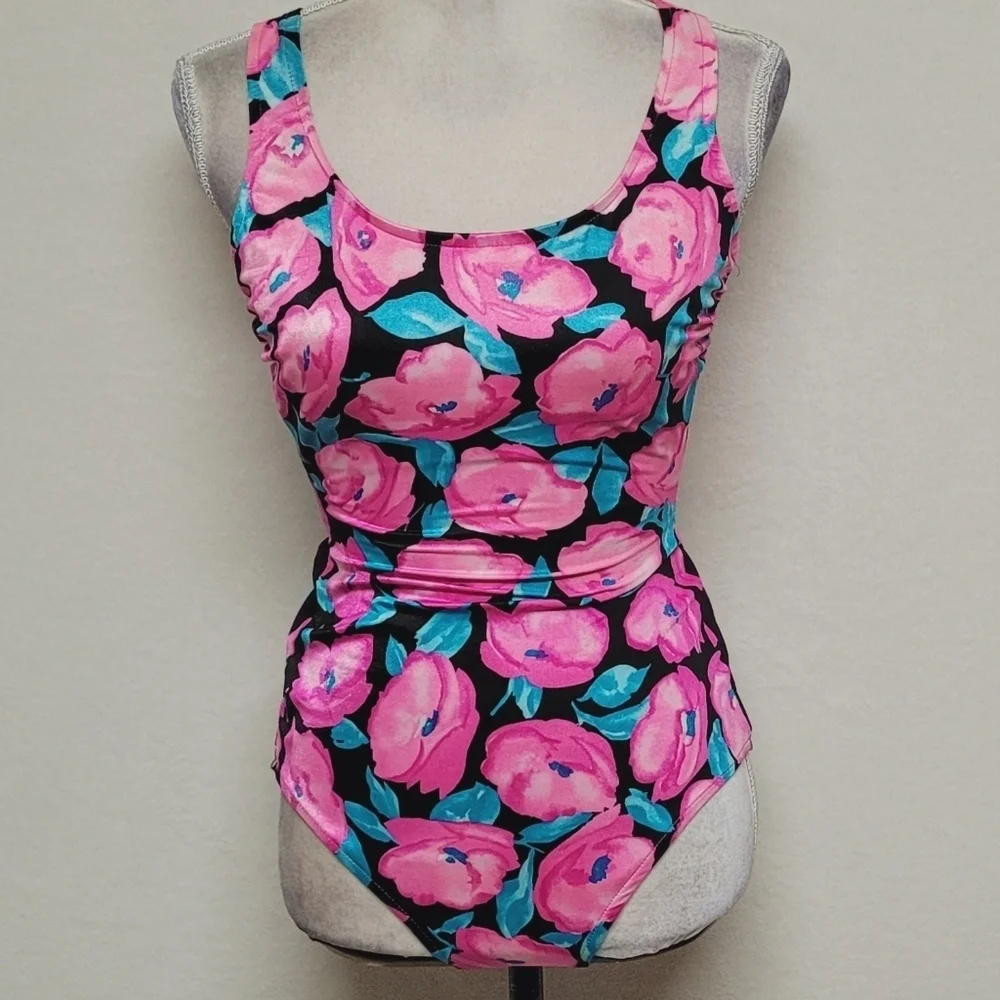 Union Made 70s Vintage Robby Len Pink Rose Half-Belt Low Back One-piece Swimsuit